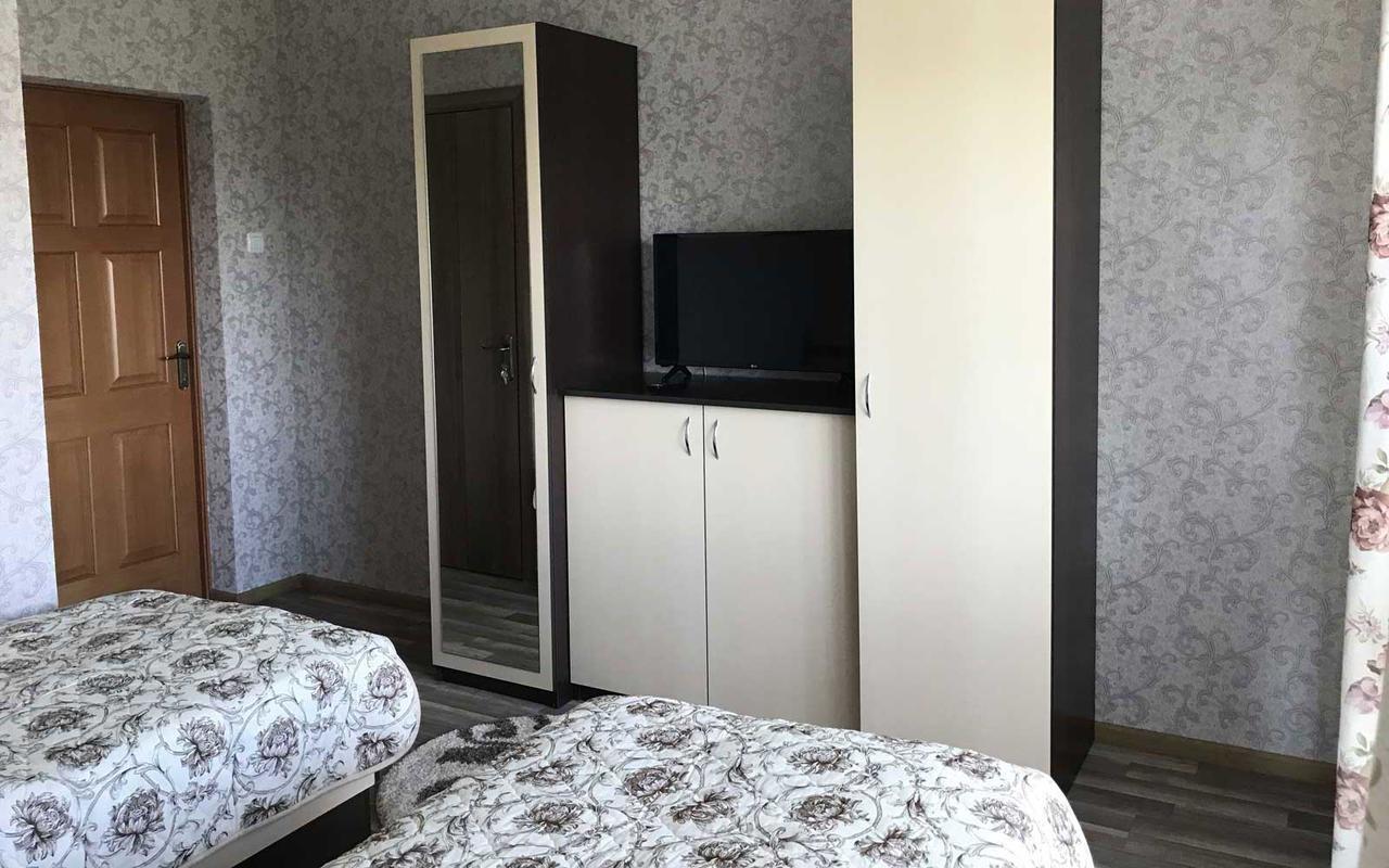 U Maksa Hotel Solociîn Exterior foto