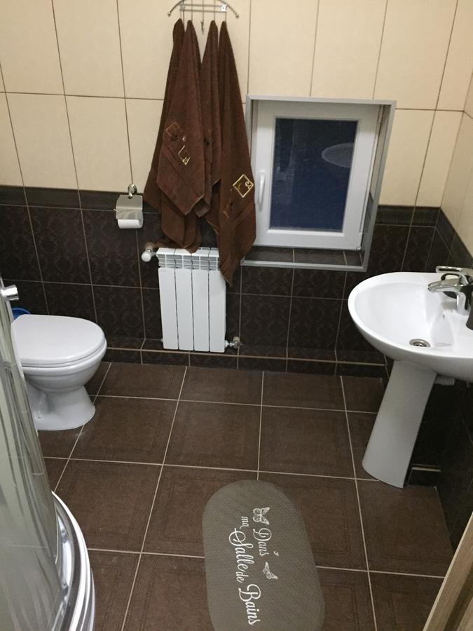 U Maksa Hotel Solociîn Exterior foto