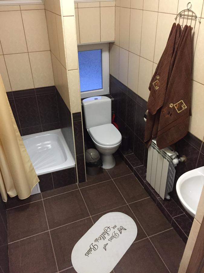 U Maksa Hotel Solociîn Exterior foto