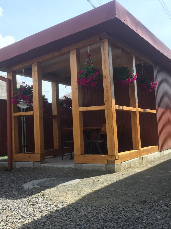 U Maksa Hotel Solociîn Exterior foto